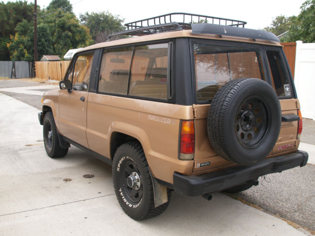 1986 Isuzu Trooper DLX Turbo Diesel 4x4 Manual Very Rare - photo 2