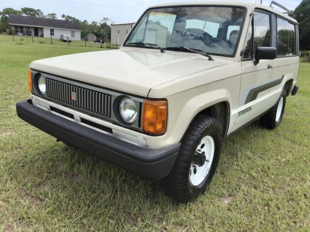 1986 Isuzu Trooper TURBO DIESEL 4 CYLINDER 4X4 MANUAL 5 SPEED 4WD - photo 11