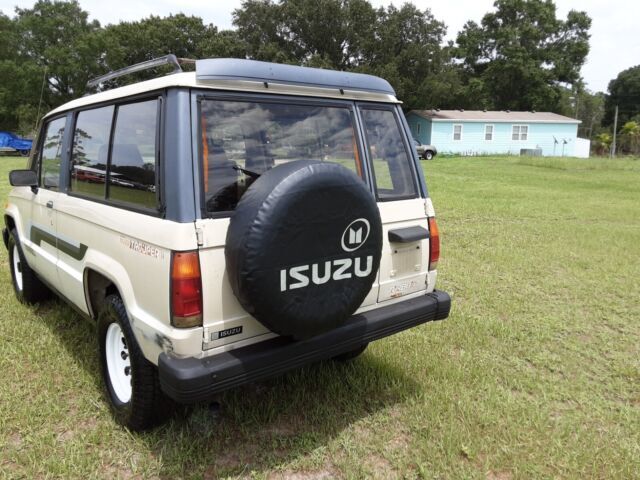 1986 Isuzu Trooper TURBO DIESEL 4 CYLINDER 4X4 MANUAL 5 SPEED 4WD - photo 12