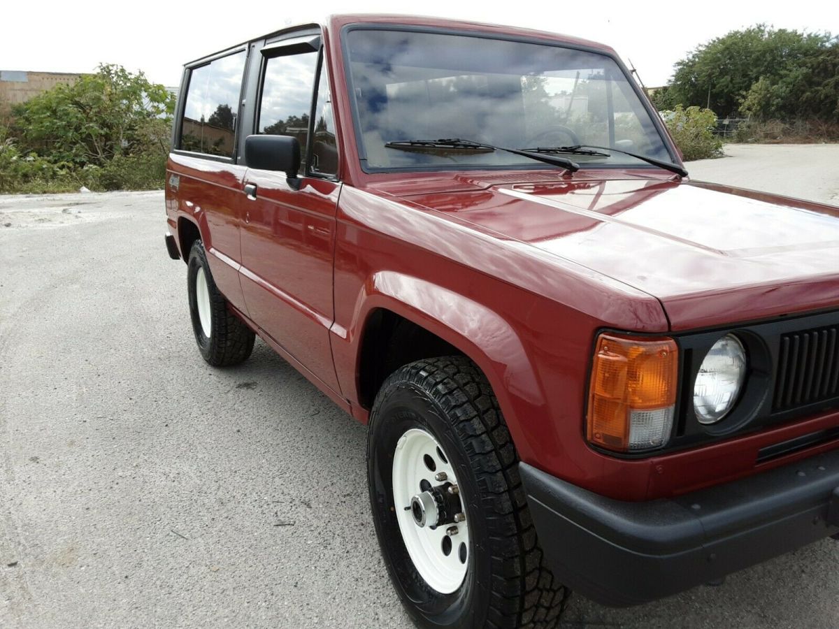 1986 Isuzu Trooper II TURBO DIESEL 4X4 MANUAL 5 SPEED 4 CYLINDERS - photo 7