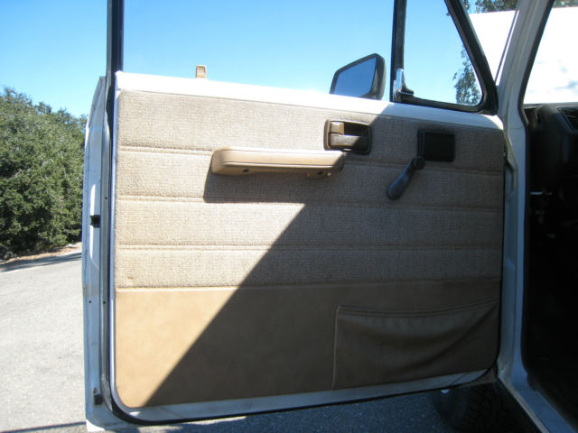 1986 Isuzu Trooper - photo 12