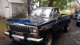 1986 J-20 Jeep Pick-Up Truck 1986 Jeep J-20 with Pioneer Package