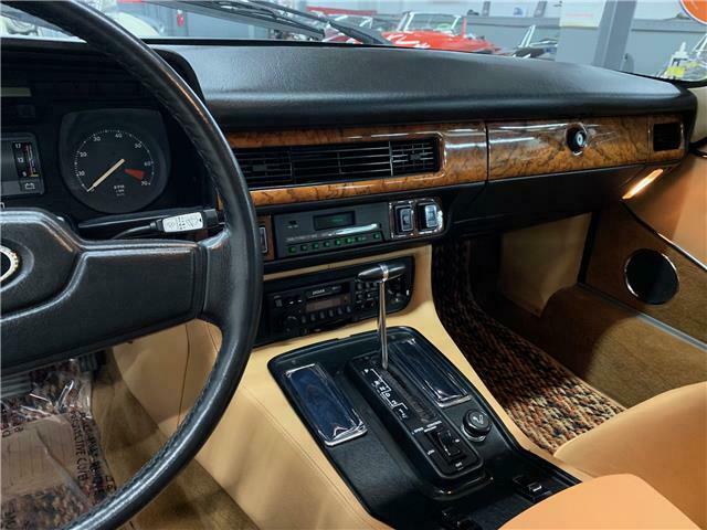 1986 Jaguar XJ -- - photo 12