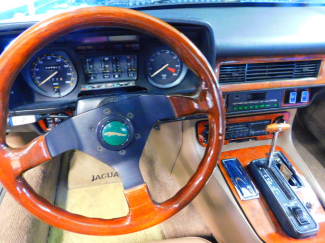 1986 Jaguar XJ - photo 6