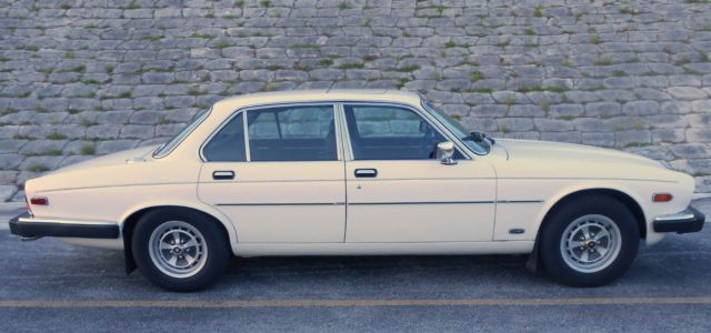 1986 Jaguar XJ6 - photo 12