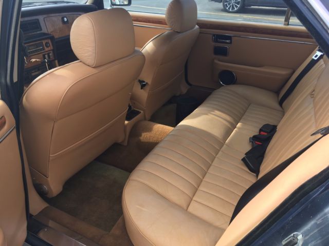 1986 Jaguar XJ6 - photo 7