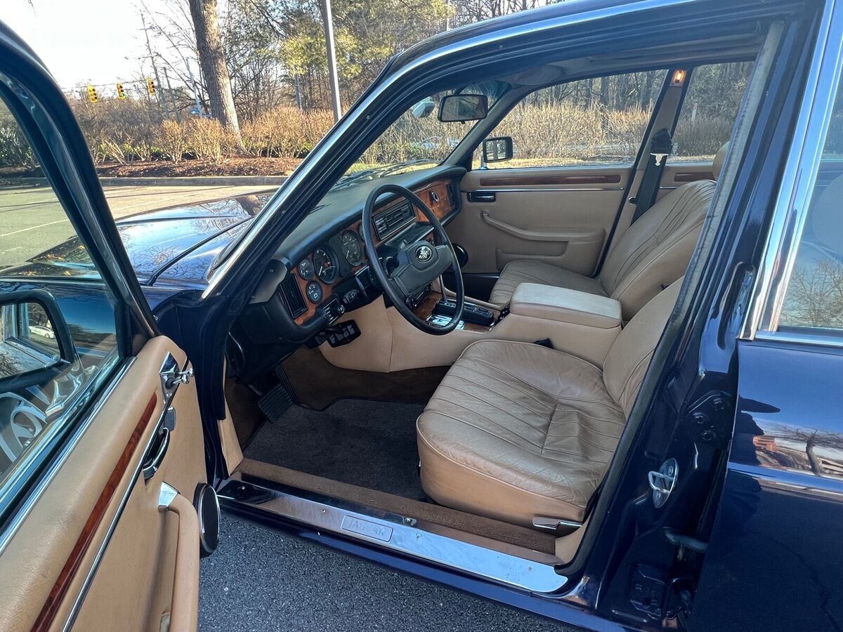 1986 Jaguar XJ6 - photo 12