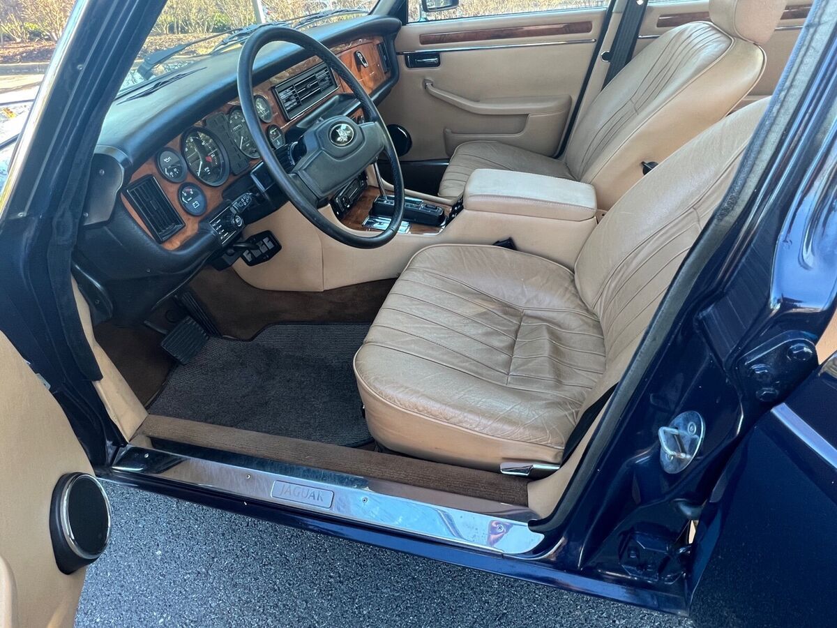1986 Jaguar XJ6 - photo 13