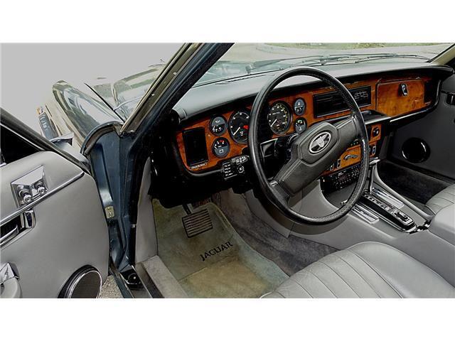 1986 Jaguar XJ6 FACTORY LEATHER - photo 13
