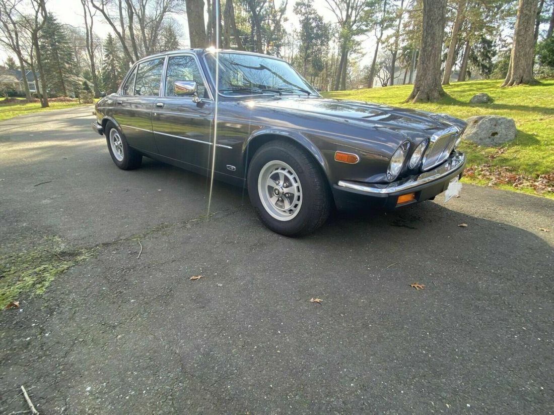 1986 Jaguar XJ6 - photo 7