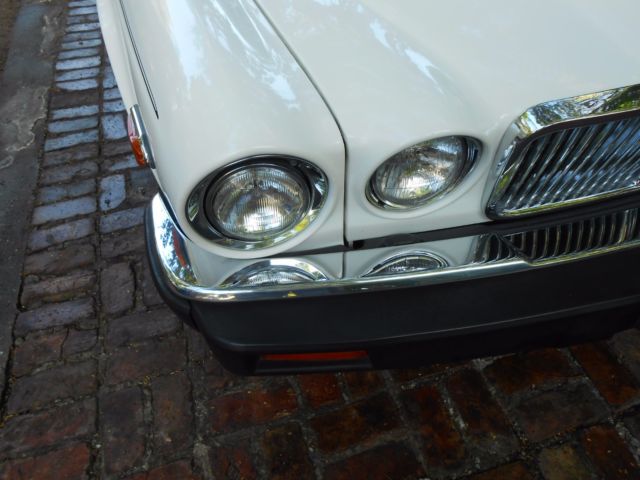 1986 Jaguar XJ6 leather - photo 12