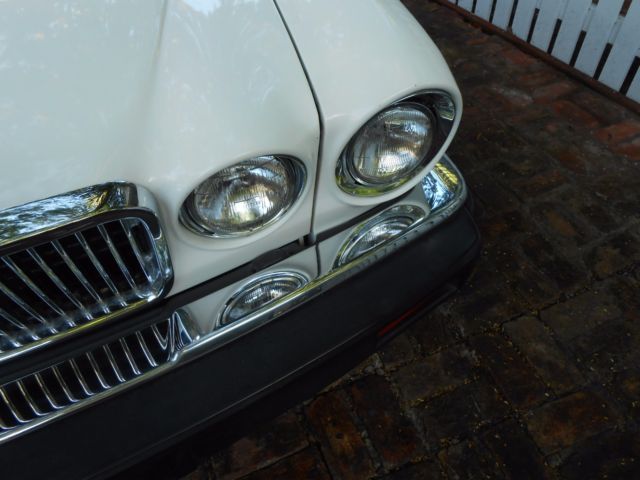 1986 Jaguar XJ6 leather - photo 13