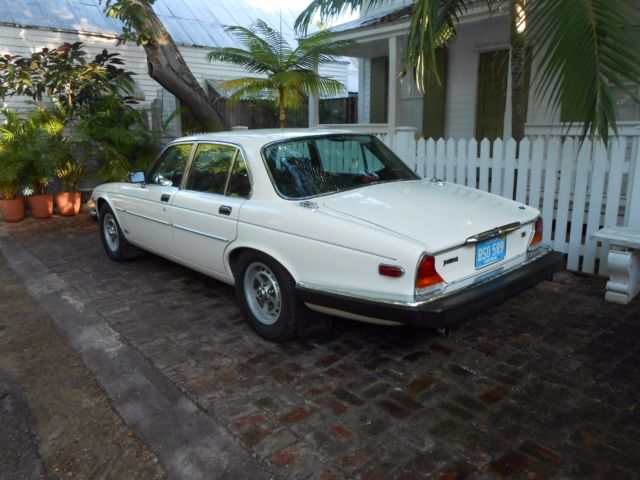 1986 Jaguar XJ6 leather - photo 2
