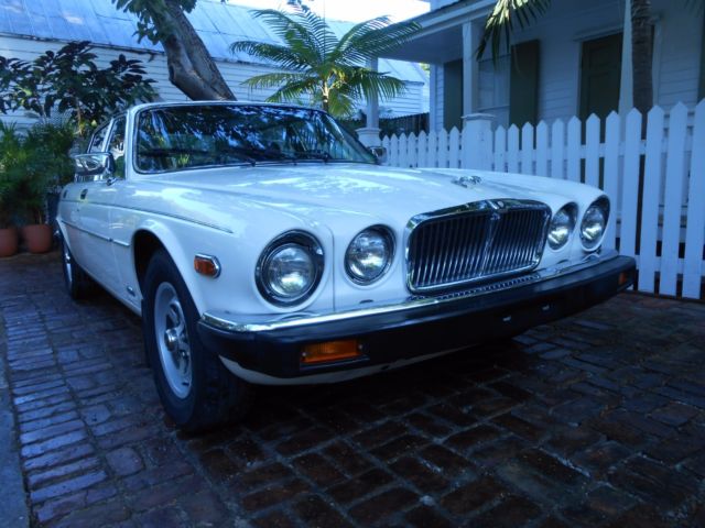 1986 Jaguar XJ6 leather - photo 3