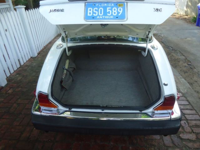 1986 Jaguar XJ6 leather - photo 5