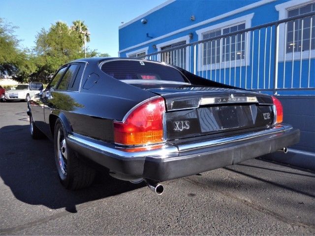 1986 Jaguar XJS -- - photo 9
