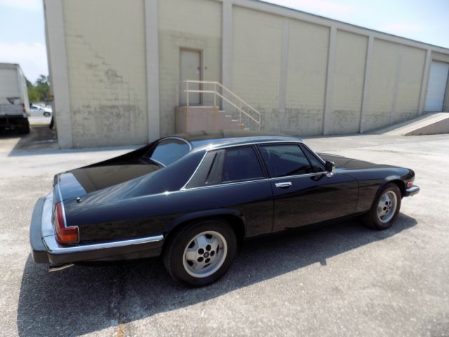 1986 Jaguar XJS V 12 coupe - photo 2