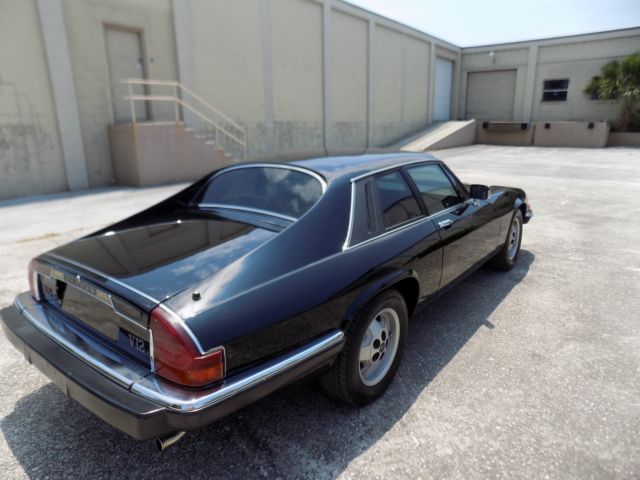 1986 Jaguar XJS V 12 coupe - photo 6