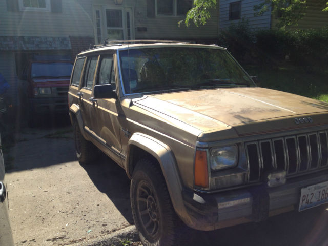 1986 Jeep Cherokee - photo 2