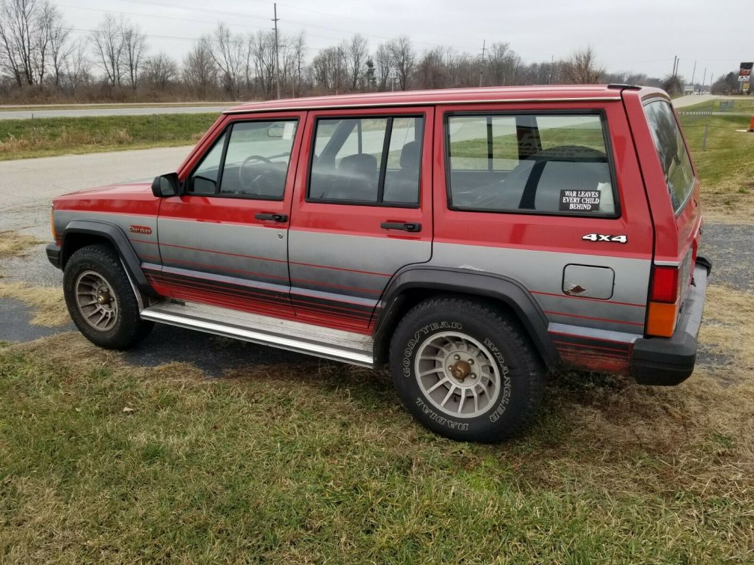 1986 Jeep Cherokee - photo 8