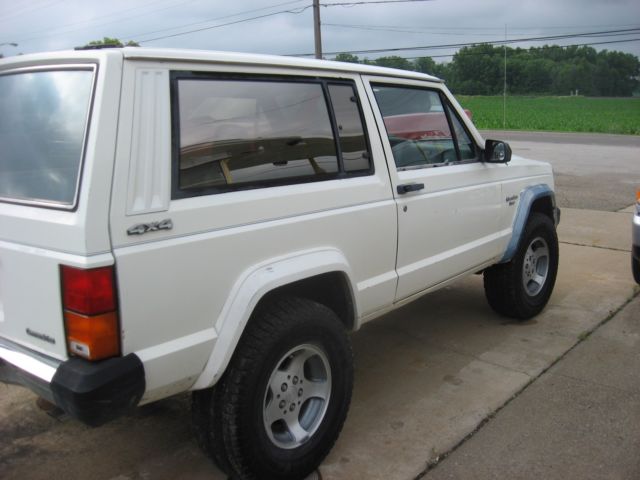 1986 Jeep Cherokee - photo 7