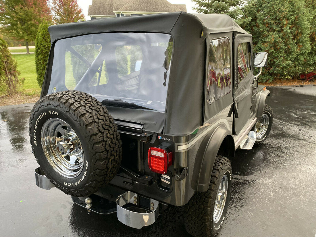 1986 Jeep CJ - photo 3