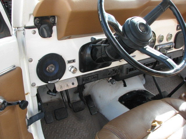 1986 Jeep CJ - photo 11