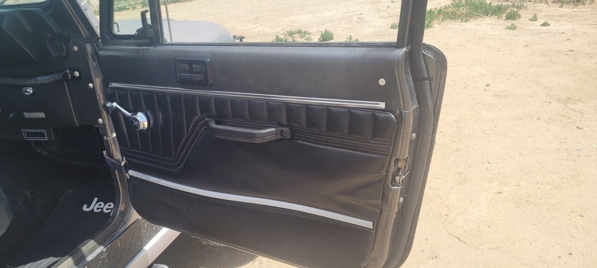 1986 Jeep CJ Laredo - photo 10