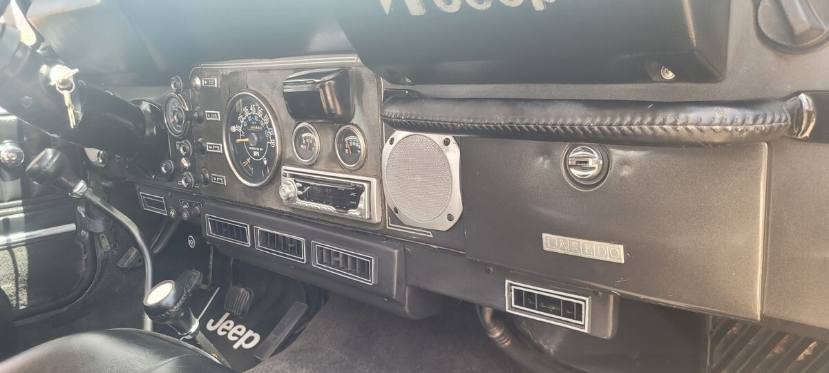 1986 Jeep CJ Laredo - photo 8