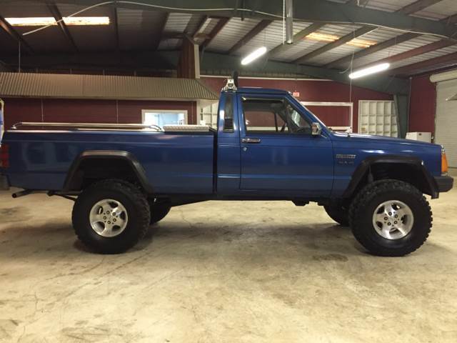 1986 Jeep Comanche Base 2dr 4WD Standard Cab LB - photo 4