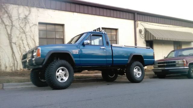 1986 Jeep Comanche MJ Long Bed Pickup Truck 1986 Jeep Comanche
