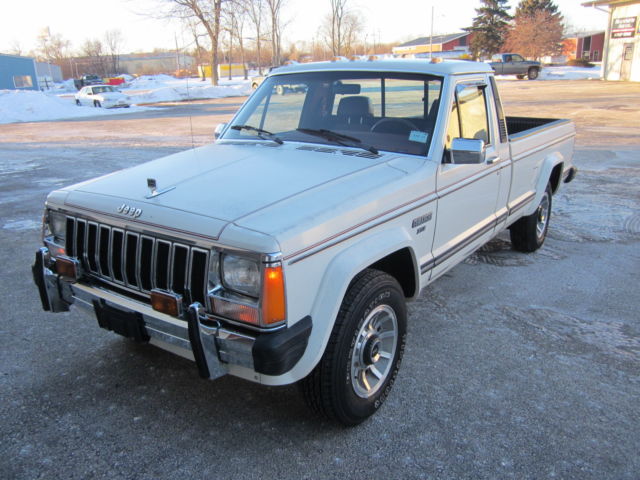1986 JEEP Comanche XLS 2.8L V6 In excellent conditon all original, low miles 1986 Jeep Comanche XLS
