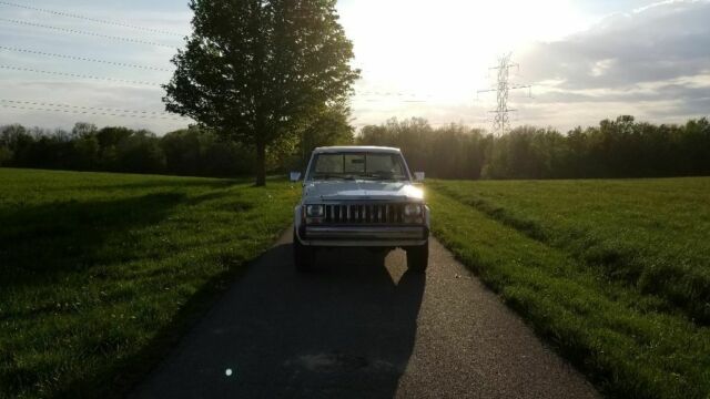 1986 Jeep Comanche - photo 2