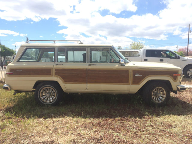 1986 Jeep Wagoneer - photo 4