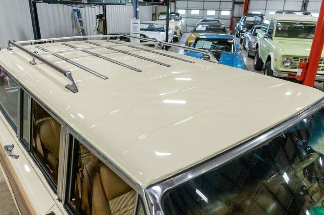 1986 Jeep Wagoneer - photo 10