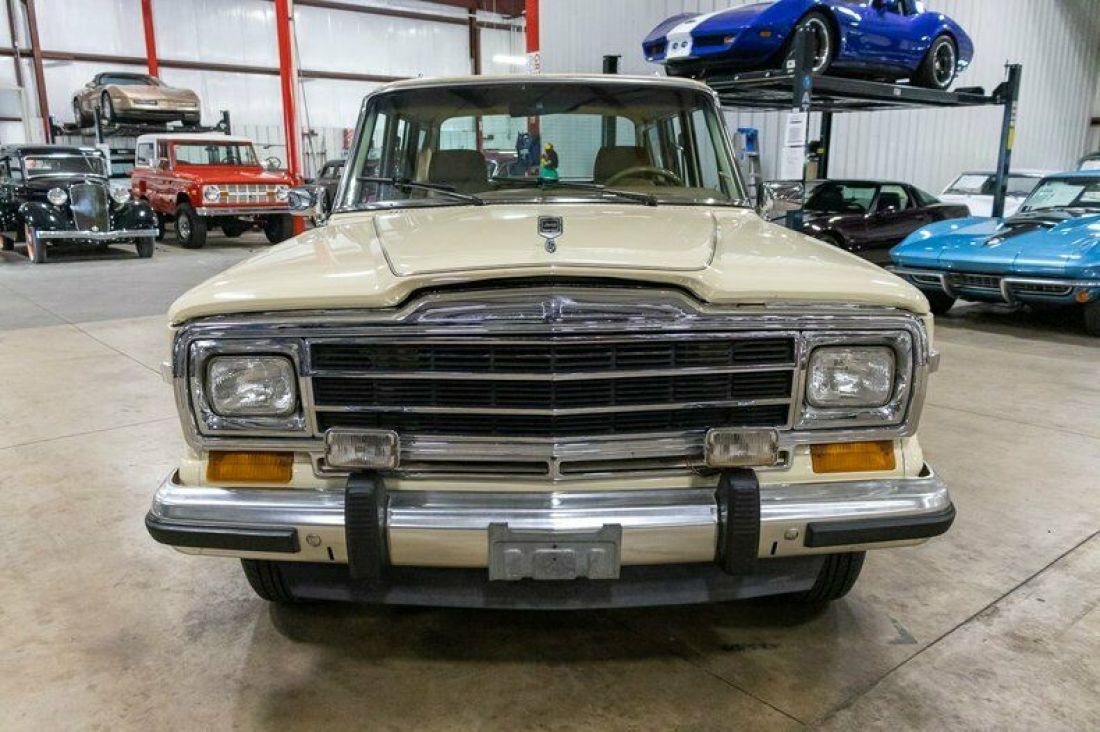 1986 Jeep Wagoneer - photo 8