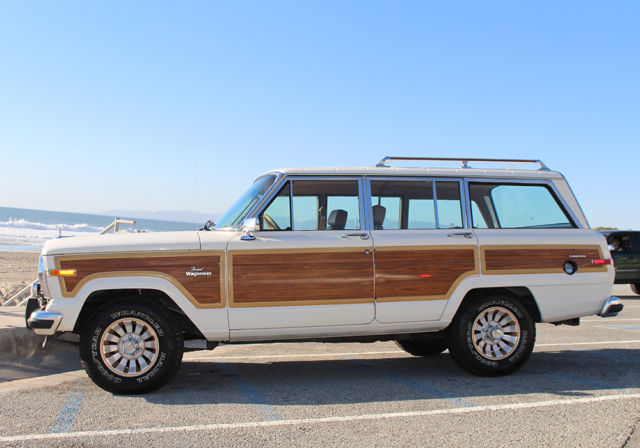 1986 Jeep Wagoneer Base Sport Utility 4-Door - photo 11