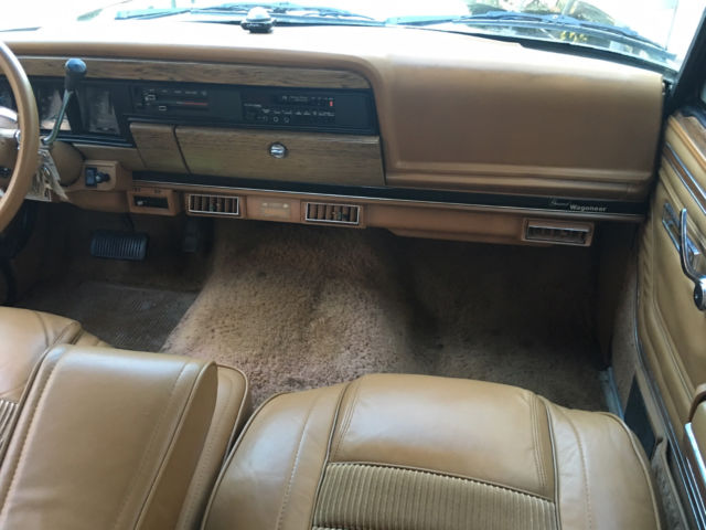 1986 Jeep Wagoneer - photo 11