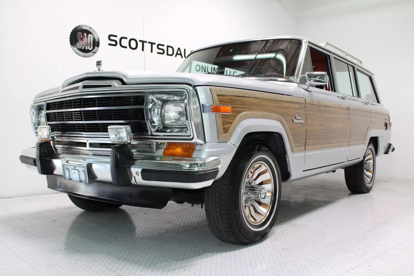 1986 Jeep Wagoneer Grand