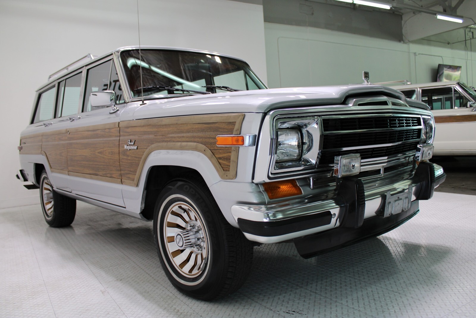 1986 Jeep Wagoneer Grand - photo 10