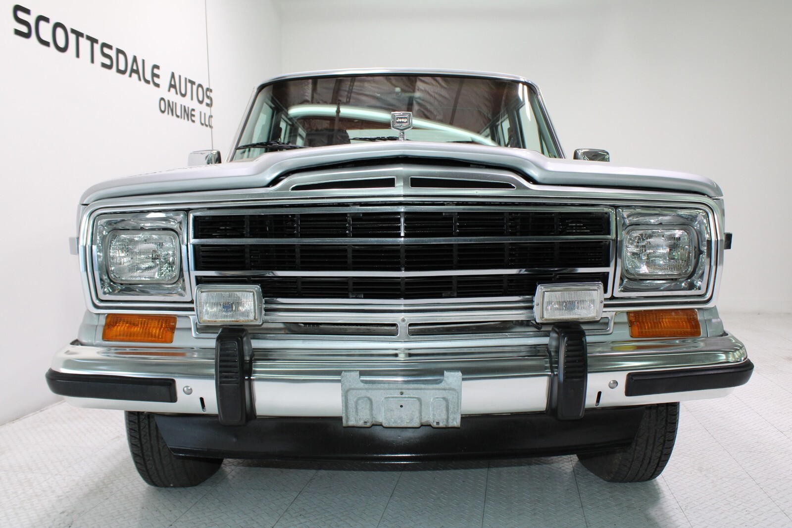 1986 Jeep Wagoneer Grand - photo 11