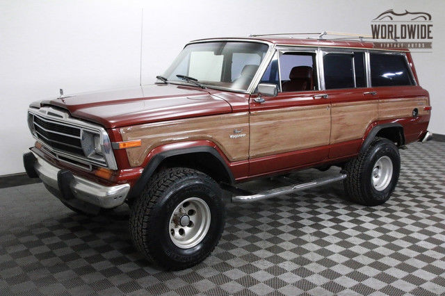 1986 Jeep Grand Wagoneer Lifted with Crate 360 V8 and AC! 1986 Jeep Wagoneer Lifted with Crate 360 V8 and AC!