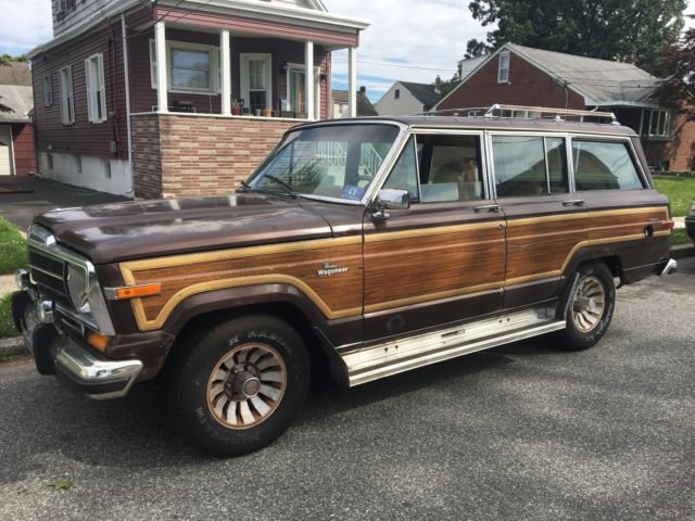 1986 Jeep Grand Wagoneer - Low Mileage Original 1986 Jeep Wagoneer Woody
