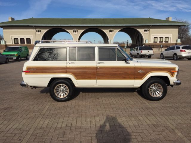 1986 Jeep Wagoneer - photo 2