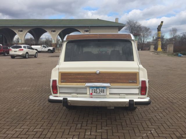 1986 Jeep Wagoneer - photo 4