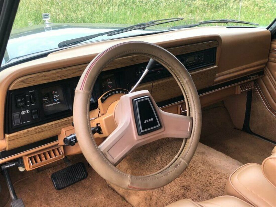 1986 Jeep Wagoneer 4dr - photo 9