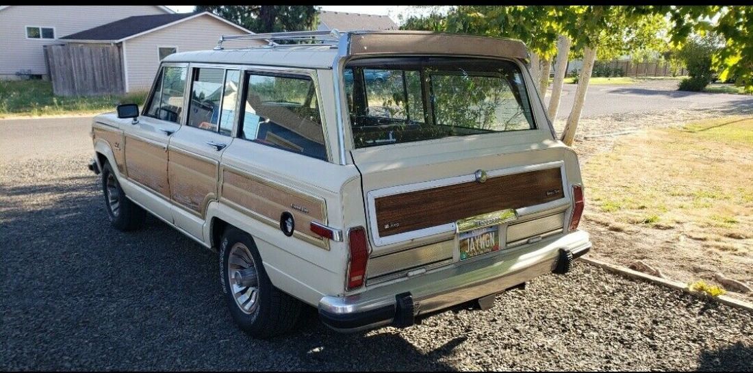 1986 Jeep Grand Wagoneer - photo 2