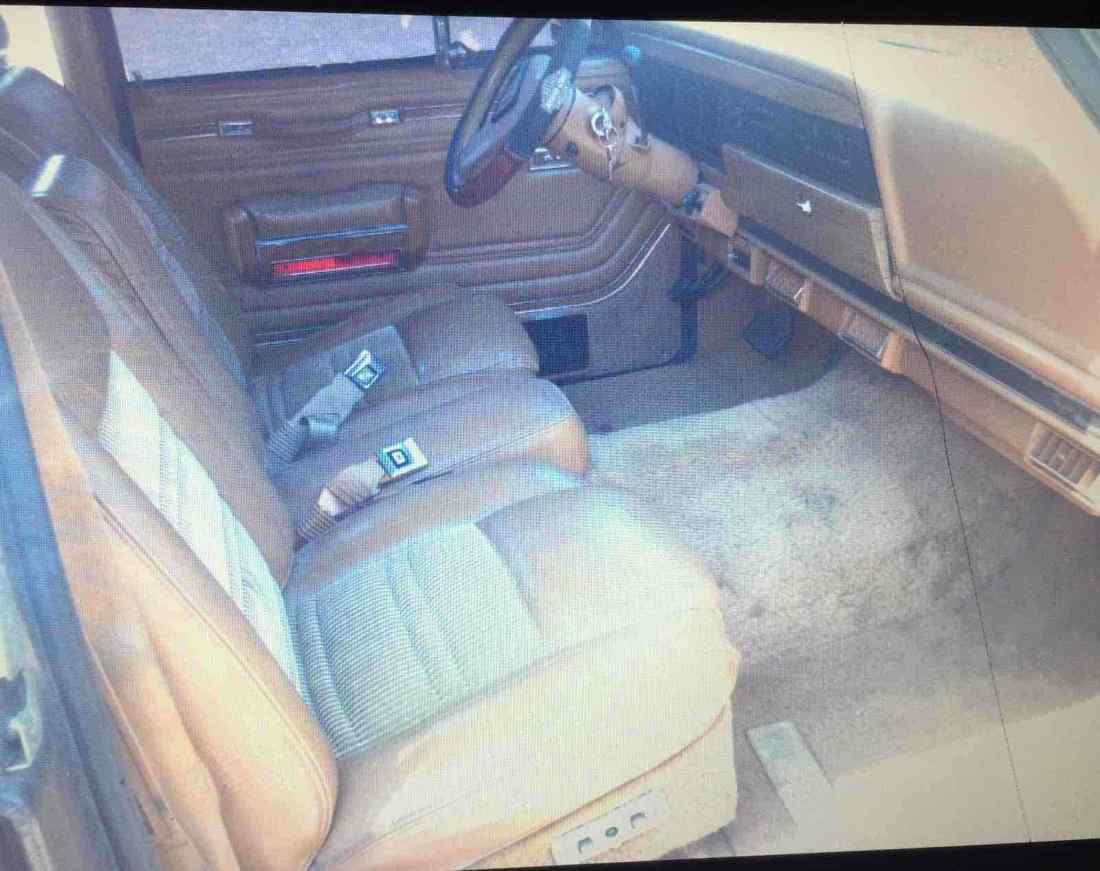 1986 Jeep Grand Wagoneer - photo 8