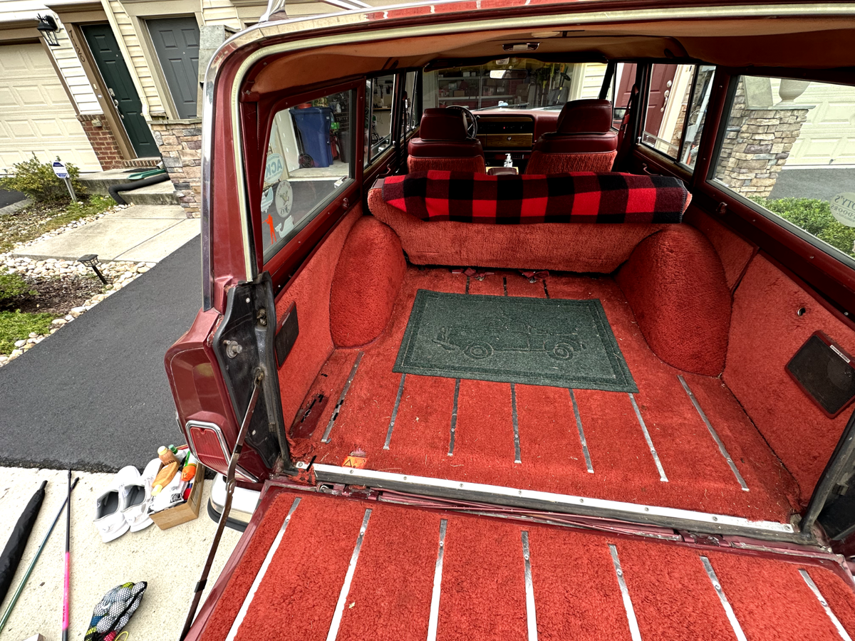 1986 Jeep Wagoneer - photo 13