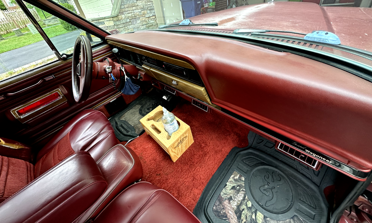 1986 Jeep Wagoneer - photo 9
